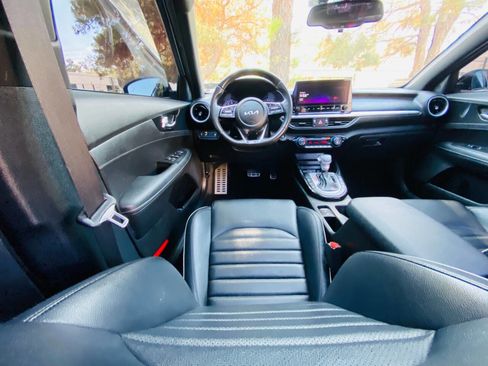 Used 2023 Kia Forte GT-Line w/ GT-Line Premium Package image 25