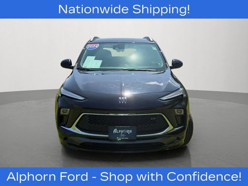 Used 2024 Buick Encore GX Sport Touring AWD/4WD image 8