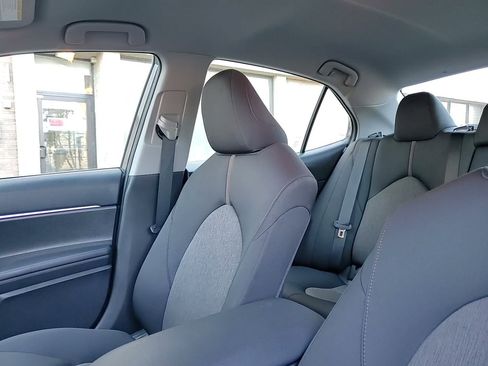 Certified 2020 Toyota Camry LE w/ Convenience Package image 31