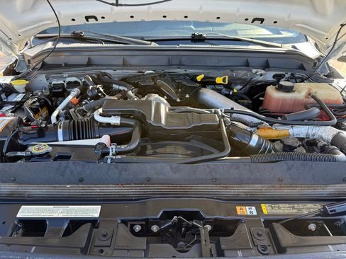 Used 2014 Ford F250 Platinum w/ FX4 Off-Road Package image 39