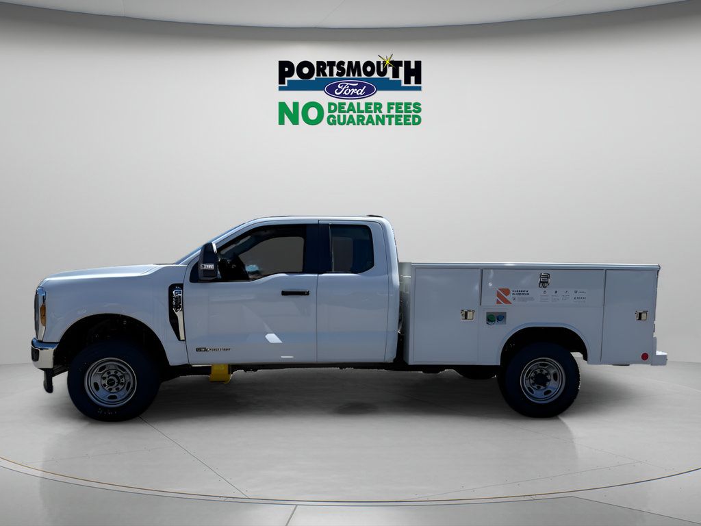 New 2025 Ford F250 XL w/ XL Chrome Package AWD/4WD image 2