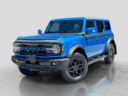 Used 2023 Ford Bronco Outer Banks AWD/4WD image 1