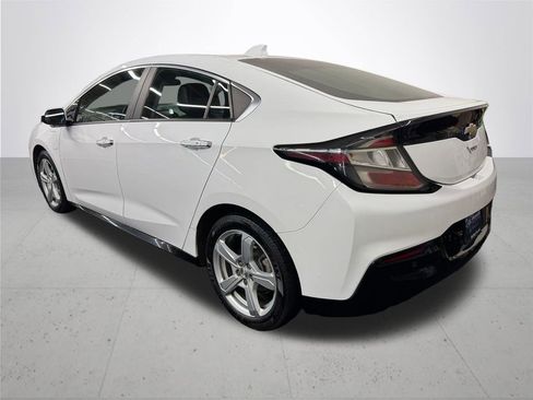 Used 2018 Chevrolet Volt LT w/ LT Driver Confidence Package image 4