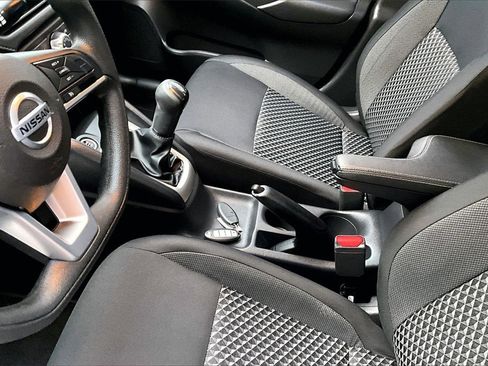 Used 2020 Nissan Versa S image 18