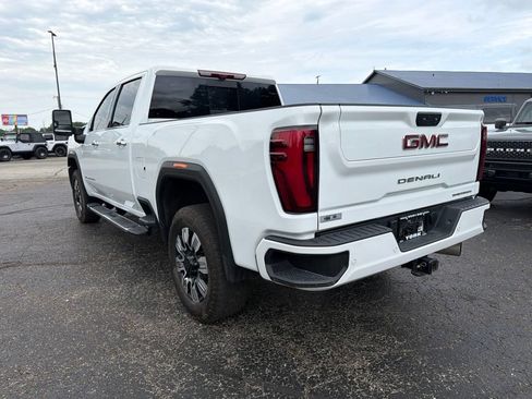 Used 2025 GMC Sierra 2500 Denali w/ Denali Reserve Package AWD/4WD image 4