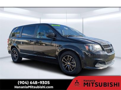 Used 2017 Dodge Grand Caravan SE