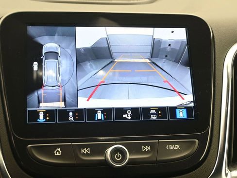 Used 2024 Chevrolet Equinox Premier FWD image 10