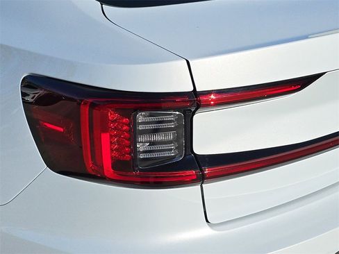 Used 2022 Polestar Polestar 2 w/ Pilot Package image 39