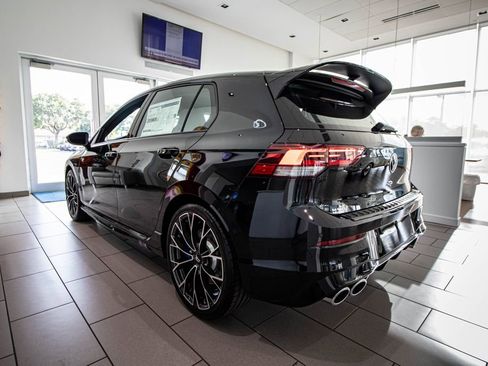 New 2026 Volkswagen Golf image 15