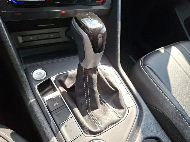 Used 2024 Volkswagen Tiguan SE AWD/4WD image 14