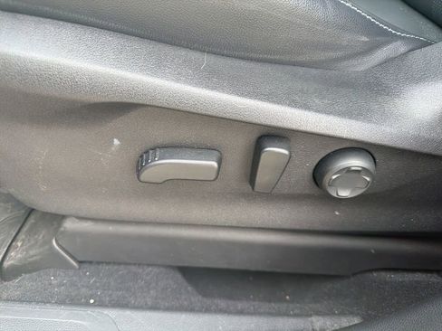 Used 2023 Subaru Ascent Limited image 17