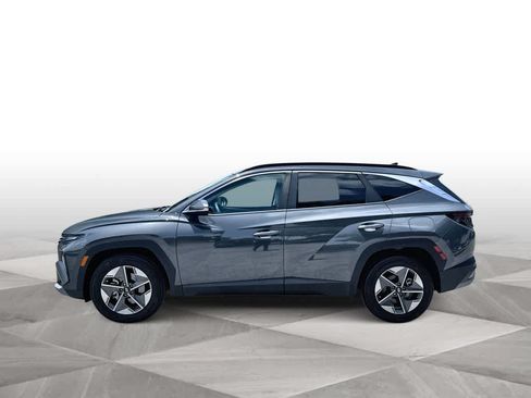 Used 2025 Hyundai Tucson SEL FWD image 5