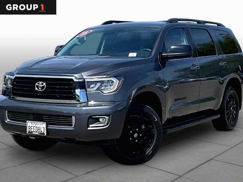 Used 2018 Toyota Sequoia TRD Sport AWD/4WD image 1
