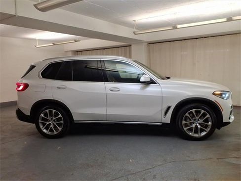 Used 2019 BMW X5 xDrive40i w/ Convenience Package image 4
