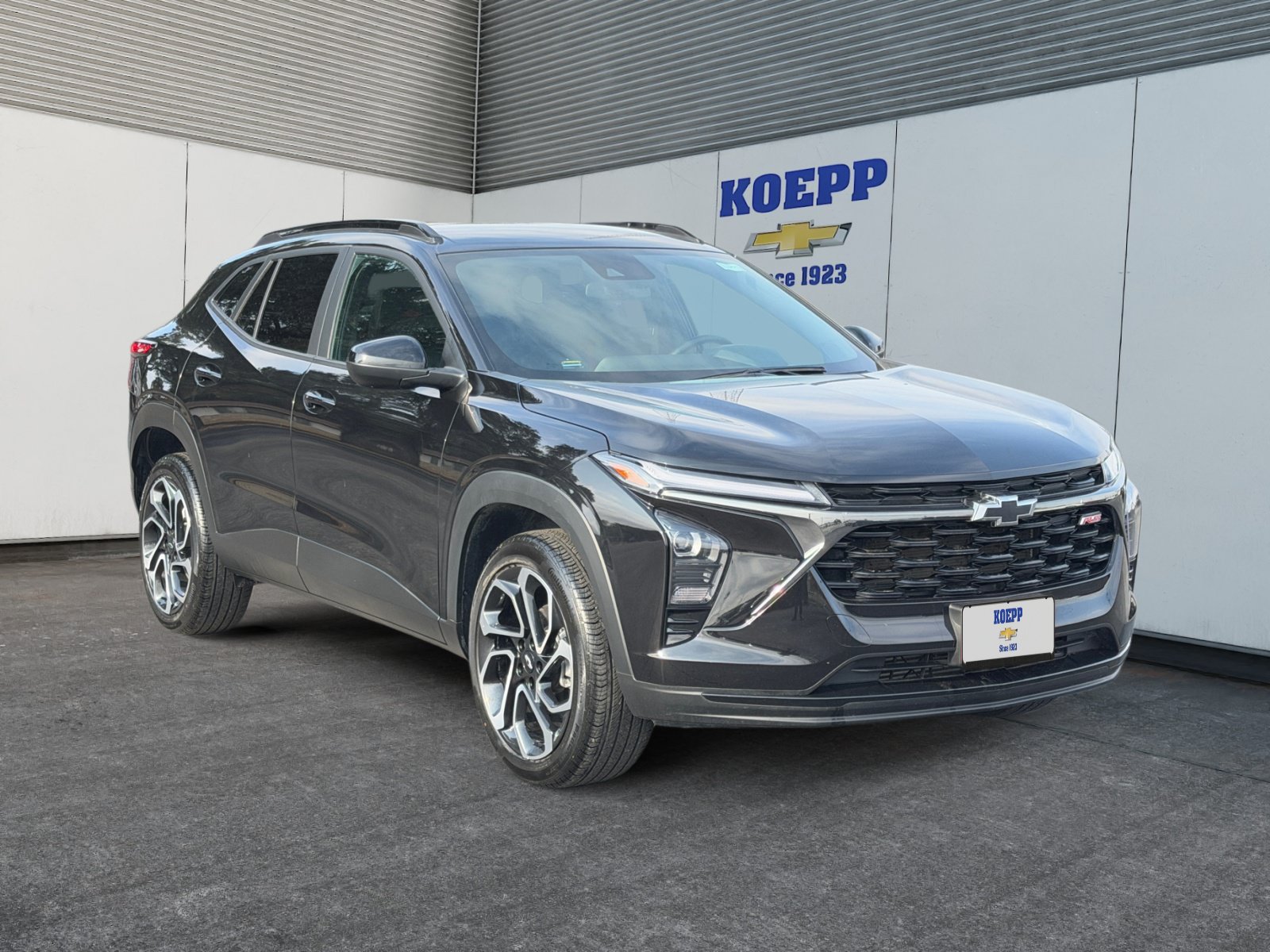 Used 2025 Chevrolet Trax RS w/ Driver Confidence Package FWD image 7