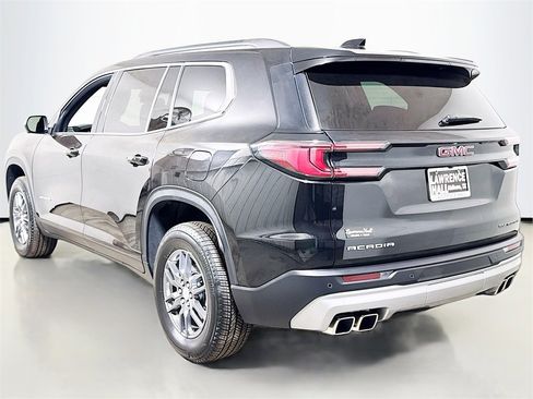 Used 2025 GMC Acadia Elevation image 6