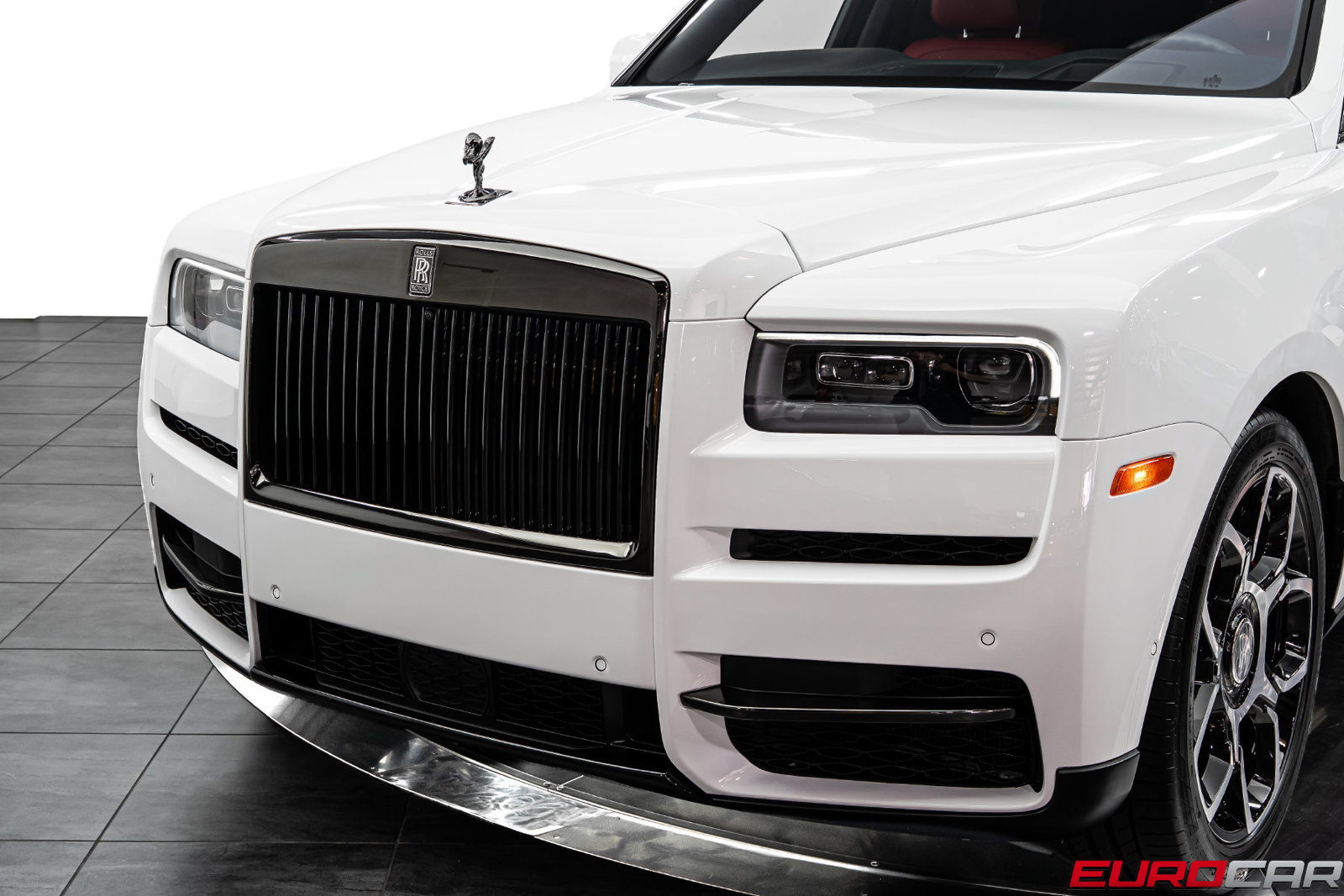 Used 2022 Rolls-Royce Cullinan Black Badge w/ Dark Exterior Package AWD/4WD image 14