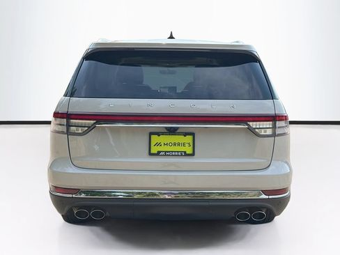 Used 2023 Lincoln Aviator Reserve w/ Elements Package Plus AWD/4WD image 6
