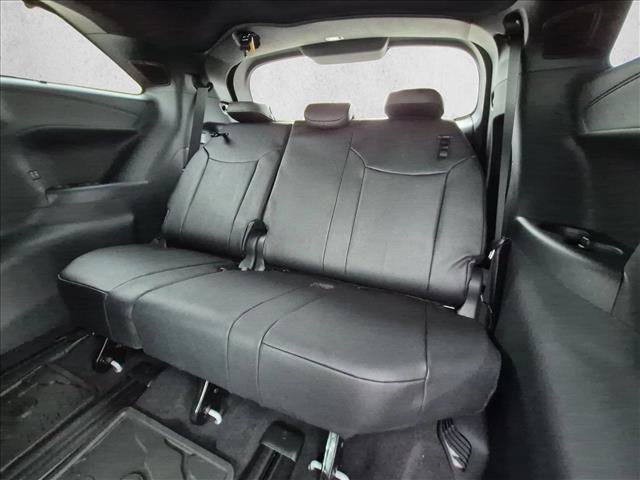 New 2026 Toyota Sienna XLE Woodland Edition AWD/4WD image 18