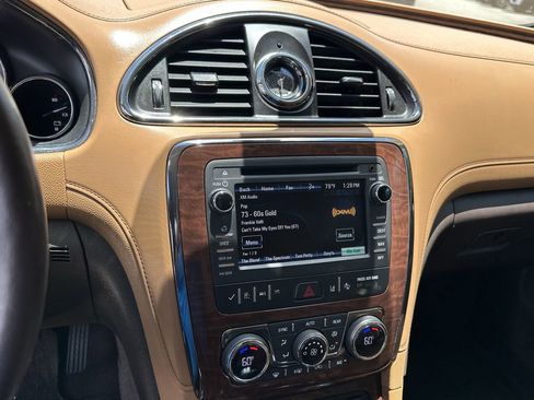 Used 2017 Buick Enclave Leather FWD image 26