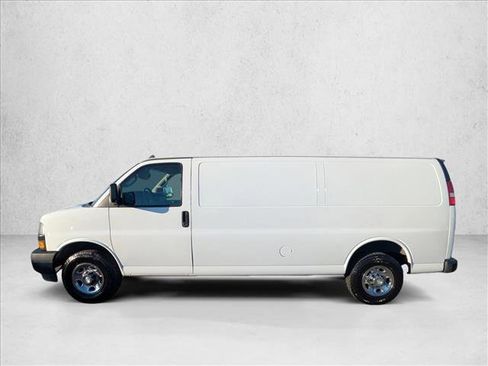 Used 2019 Chevrolet Express 2500 Extended w/ Driver Convenience Package image 9