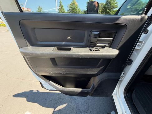 Used 2014 RAM 4500 Tradesman w/ Chrome Appearance Group AWD/4WD image 19