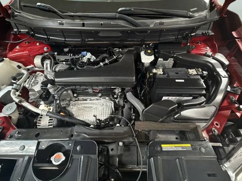 Used 2019 Nissan Rogue SV FWD image 23