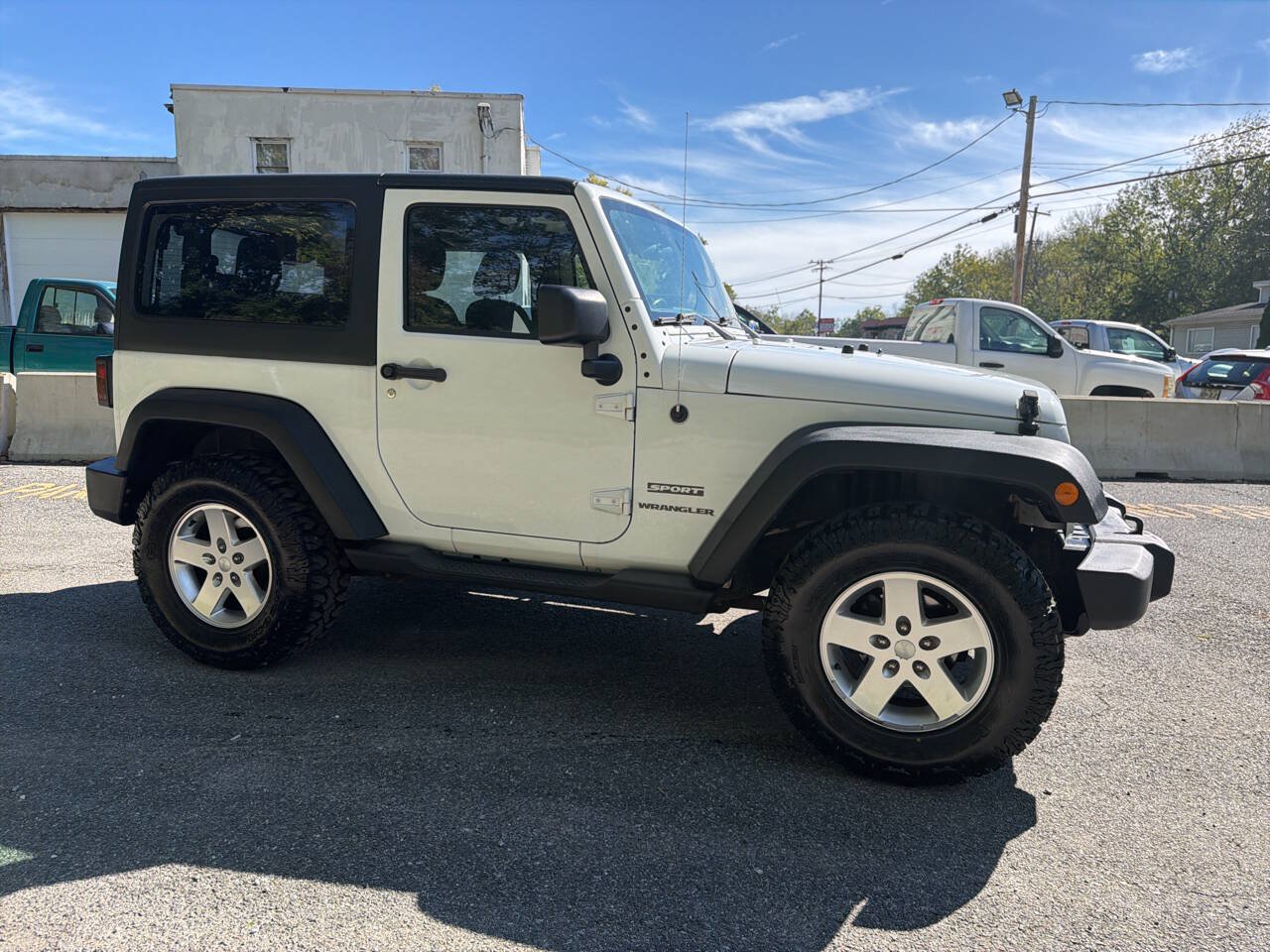 Used 2014 Jeep Wrangler Sport w/ Quick Order Package 23S AWD/4WD image 9