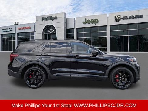 Used 2021 Ford Explorer ST w/ Equipment Group 401A AWD/4WD image 2