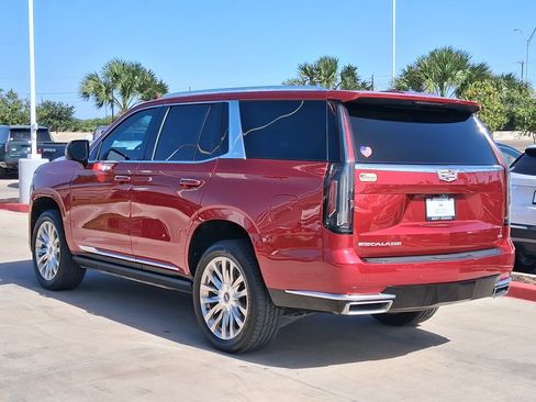 Used 2022 Cadillac Escalade Premium Luxury w/ Performance Package AWD/4WD image 4