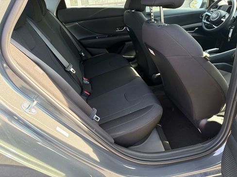 New 2026 Hyundai Elantra SE image 15