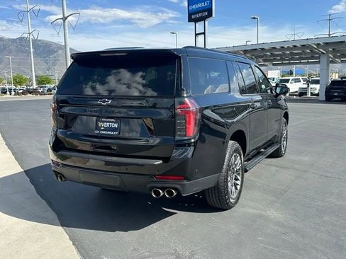 Certified 2025 Chevrolet Suburban Z71 AWD/4WD image 24