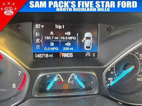 Used 2018 Ford Escape SE image 10