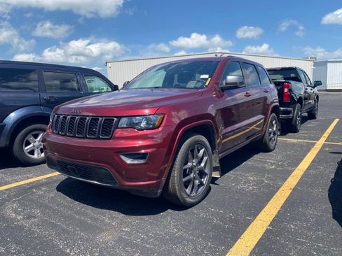 Used 2021 Jeep Grand Cherokee Limited AWD/4WD image 15