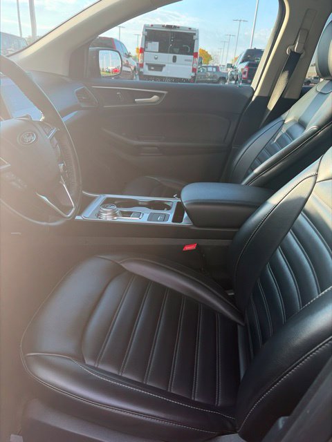 Used 2024 Ford Edge SEL AWD/4WD image 14