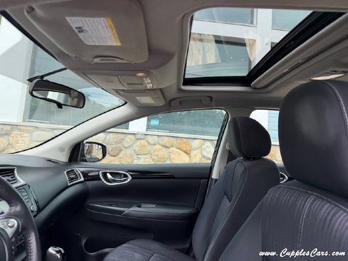 Used 2017 Nissan Sentra SV w/ Style Package FWD image 6
