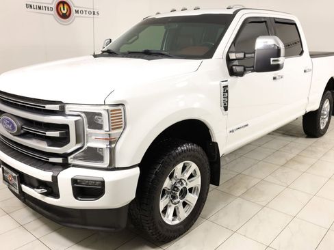 Used 2020 Ford F350 Platinum w/ FX4 Off-Road Package AWD/4WD image 5