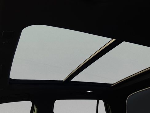 Certified 2023 Chevrolet Tahoe Premier w/ Max Trailering Package image 9