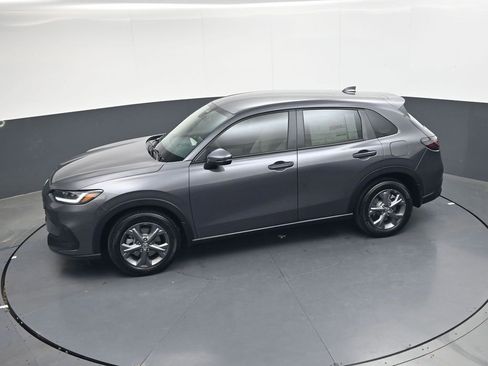 New 2026 Honda HR-V LX image 18