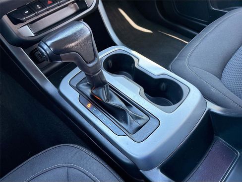 Used 2020 Chevrolet Colorado LT w/ Safety Package image 19