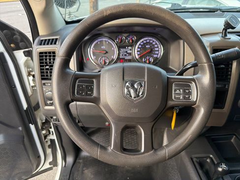 Used 2012 RAM 3500 ST w/ Chrome Appearance Group image 28