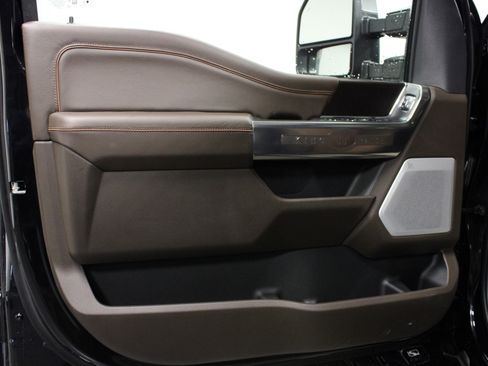 New 2025 Ford F250 King Ranch w/ Chrome Package image 11