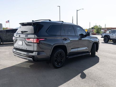 Used 2024 Toyota Sequoia Limited AWD/4WD image 5