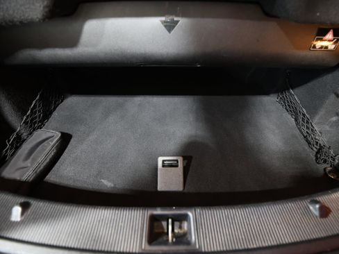 Used 2015 Mercedes-Benz E 400 Cabriolet image 33