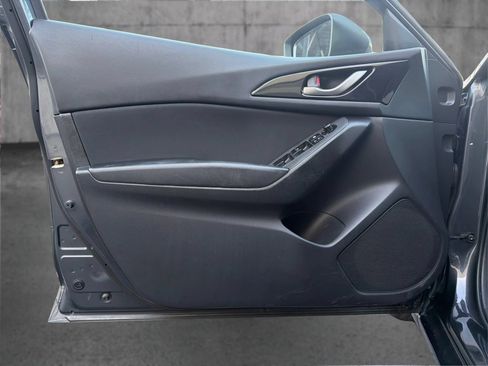 Used 2016 MAZDA MAZDA3 i Sport FWD image 20