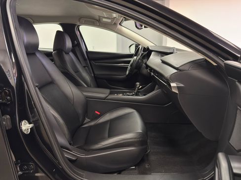 Used 2021 MAZDA MAZDA3 s image 10