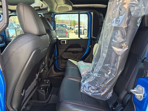 New 2026 Jeep Gladiator Rubicon image 30