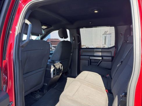 Used 2018 Ford F150 XLT w/ Equipment Group 302A Luxury AWD/4WD image 19
