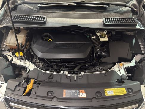 Used 2014 Ford Escape Titanium FWD image 32