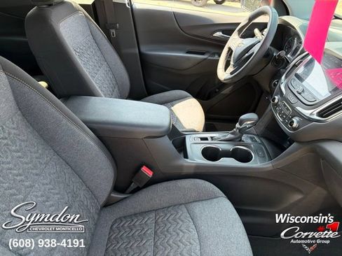 Used 2024 Chevrolet Equinox LT AWD/4WD image 17
